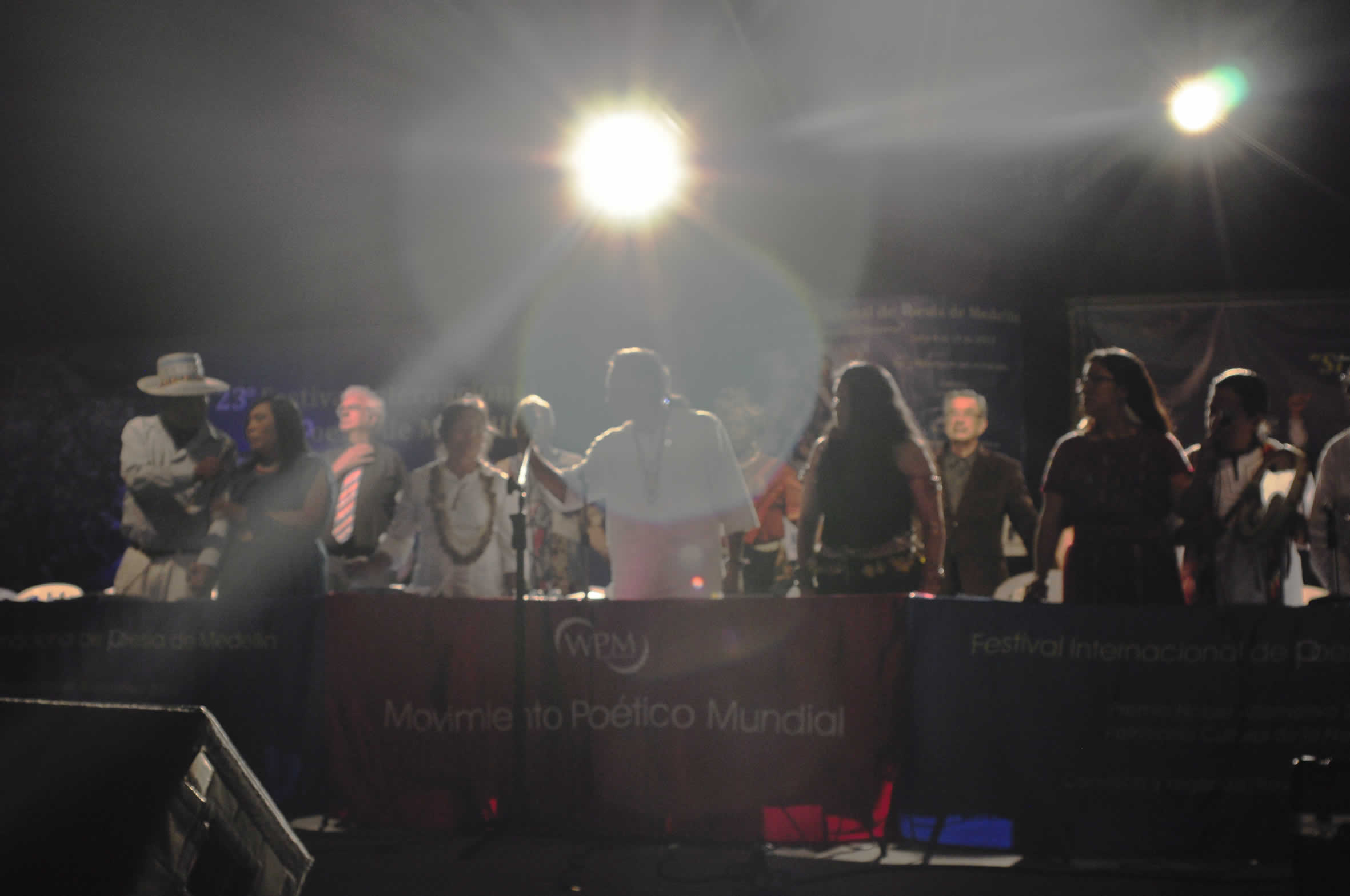 Rosa Chávez (de Guatemala, Nación Maya), Manipiniktikinia (Panamá, Nación Tule-Kuna), María Clara Sharupi (Ecuador, Nación Shuar), Fredy Chikangana (Colombia, Nación Yanacona), Anastasia Candre Yamakuri (Colombia, Nación Ocaima), Ariruma Kowii (Ecuador, Nación Quechua), Morela Maneiro (República Bolivariana de Venezuela, Nación Kariña), José Ángel Fernández (la República Bolivariana de Venezuela, Nación Wayuu)