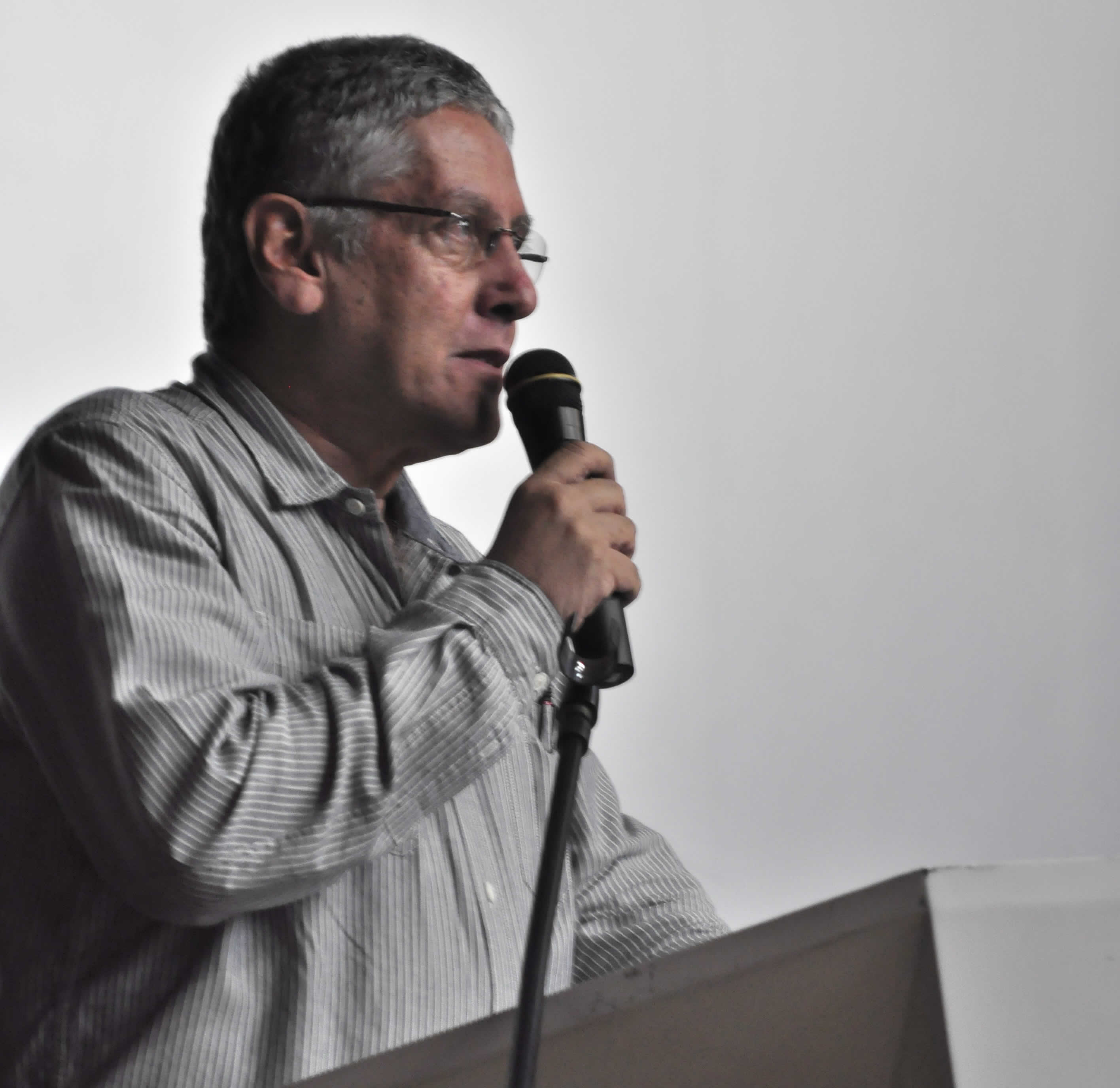 Lectura de Carlos Vasquez