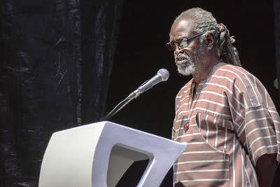 Lectura de Winston Farrell (Barbados). © #25FIPM. Photo: Sara Marin