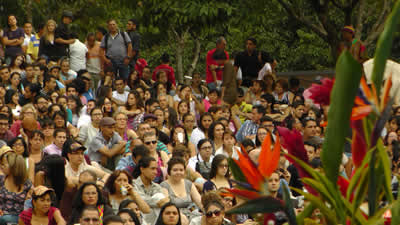 Publico asistente a la inauguración. © #25FIPM. Photo: Beatriz Ortega