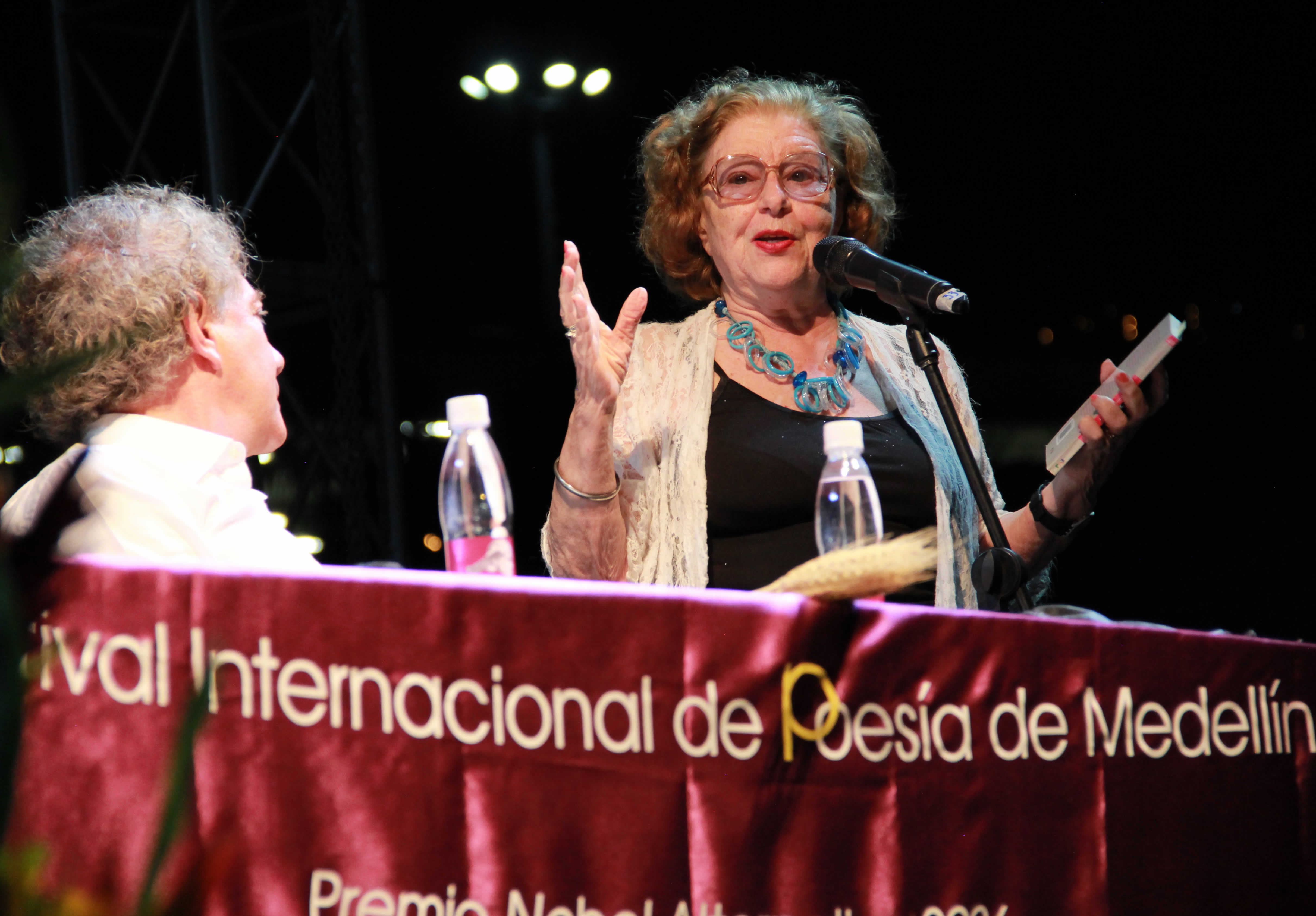 Juan Carlos Mestre (España), Graciela Maturo (Argentina). © Nidia Naranjo