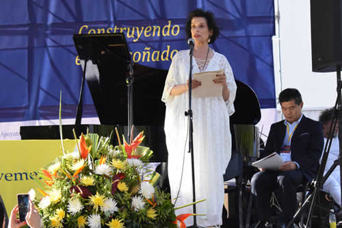 Palabras de Bianca Jagger, Premio Nobel Alternativo. © Natalia Rendón