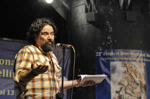 Javier Bello. Fotografía de Festival de Poesía de Medellin