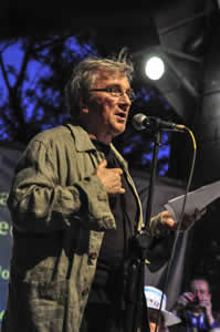 Gérard Noiret (Francia)
. Fotografía: Festival de Poesía de Medellin
