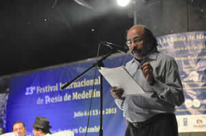 K. Satchidanandan (India)
. Fotografía: Festival de Poesía de Medellin
